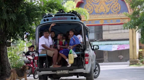 Thai kids in the bus Video stock 22762698