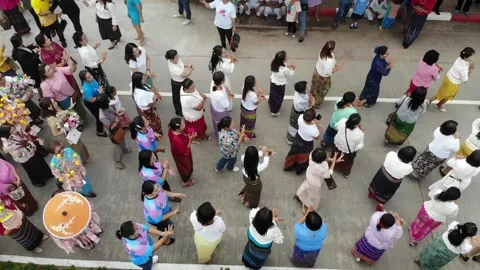 Thai people dancing Stock Footage 194446128
