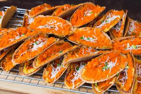 Thai style stuffed crispy stuffed with sweet coconut and Thai sweet golden th Stock-Fotos