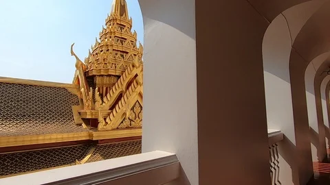Thai temple in Bangkok Stock Footage 106454052