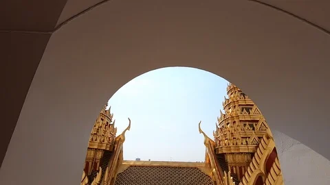 Thai temple in Bangkok 스톡 동영상 106454076
