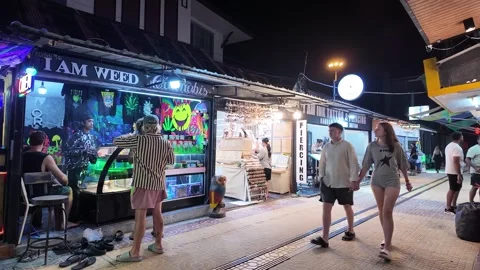 Thailand Phi Phi islands at night Southeast Asia vibe atmosphere high season Vídeo Stock 331079938