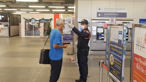 Thailand Train System - Temperature Check 스톡 동영상 128141281