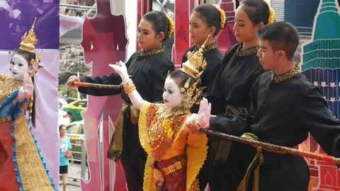 Thailand’s Human puppet performance Stock-Footage 118845816