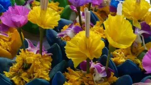 Thailand's Krathong made of Bread for floating 스톡 동영상 107717329
