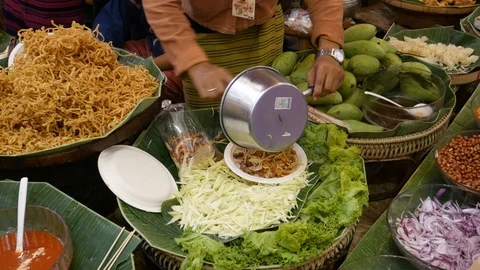 Thailand’s spicy salad 스톡 동영상 107820772