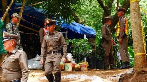 Tham Luang Cave Rescue Security 스톡 동영상 98361247