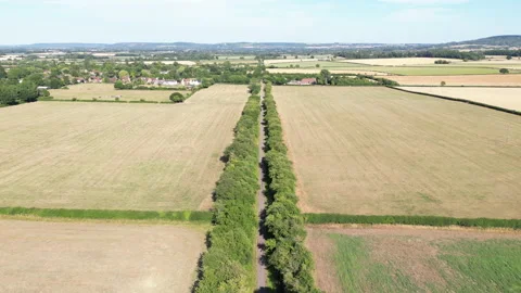 Thame Phoenix Trail aerial tracking towards Princess Risborough Stock Footage 201786465