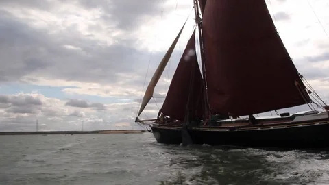 Thames barge under sail 動画素材 70095114