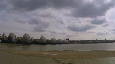 Thames flood barrier time-lapse footage 動画素材 61839337