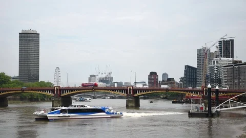 Thames River Stock Footage 90837425