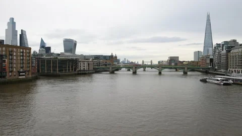 Thames river view. Stock Footage 141300036