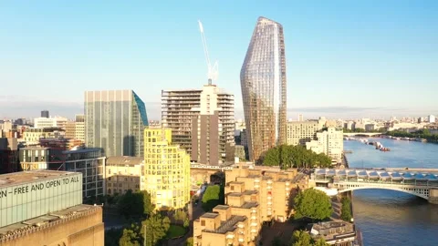 Thames river waterfront with One Blackfriars modern skyscraper Video stock 157445130