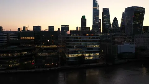 Thames river waterfront in twilight time, commercial buildings in City Stock-Footage 157430393