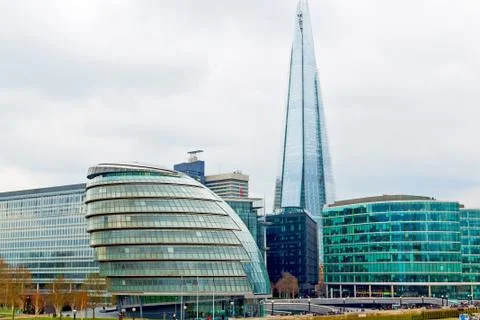 Thames    river windows   building Stock-Fotos