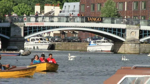 Thames River at Windsor 库存影片 809526