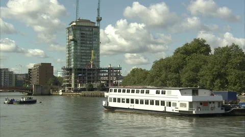 Thames Riverside Building Under Construction 스톡 동영상 43431660