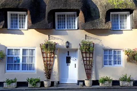 Thatched cottage dorset Stock Photos