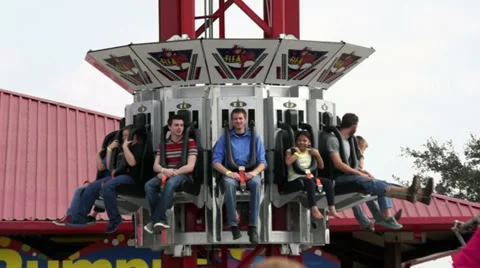 Theme Park Amusement ride free fall Stock Footage 35228997