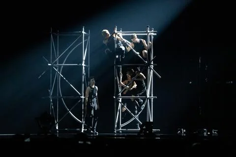 Theo Evan performing at Semifinal 1 of Eurovision 2025 Foto stock