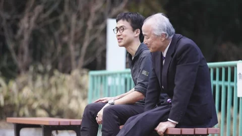 There is a lot of greenery in Japan's Spring Noon Park. A Japanese man from the 스톡 동영상 307593867