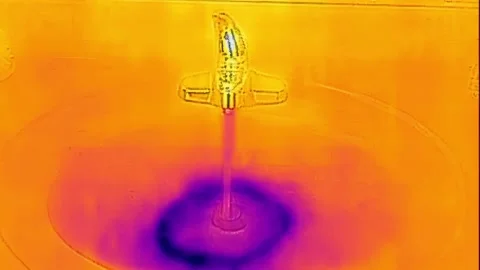 https://images.pond5.com/thermal-imaging-water-faucet-cold-footage-230972418_iconl.jpeg