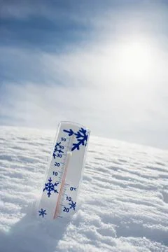 Thermometer in the snow Foto stock