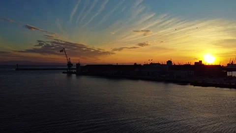 Thessaloniki Port Silhouette Sunset Stock-Footage 333937053