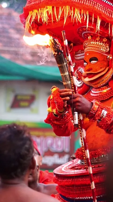 Theyyam Ritual Performance During Traditional Temple Festival in Kannur, Kerala Stock Footage 325699501