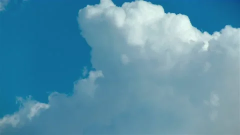 Thick White Clouds Timelapse Stock-Footage 138396317