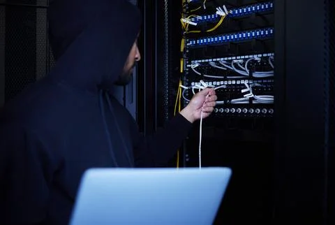 Thief, programming and hacker stealing software, website data and information on 스톡 사진