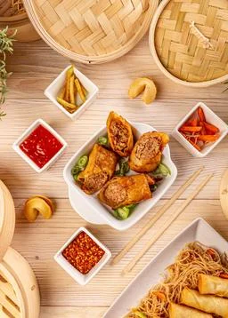 Thin fried duck spring rolls Stock Photos