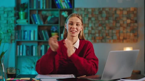 Thinking lady student in the library doing her college project using the laptop Video stock 136556576