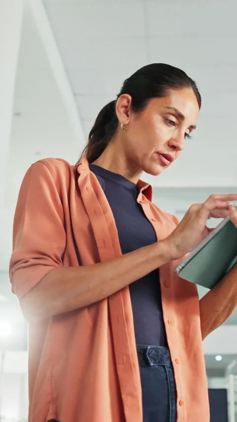 Thinking, office and woman on tablet for wind turbine design for power Stock Footage 335371804
