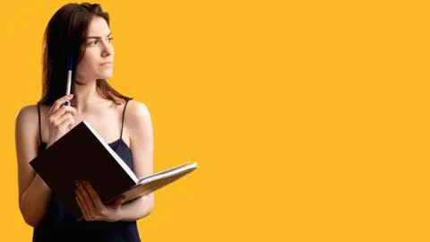Thinking problem puzzled woman notebook isolated Foto stock