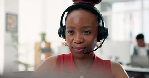 Thinking, woman and reading with computer in call center for problem solving of Stock Footage 324091543
