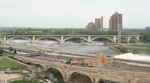 Third Avenue Bridge in Minneapolis Видео 12118057