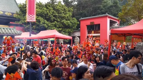 On the third day of the Chinese Lunar New Year, people crowded in the Che Stock Footage 103102786