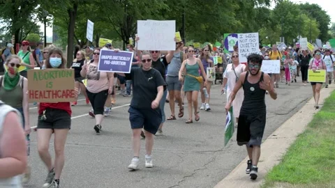 Thousands march and rally in support of legal abortion access in Minnesota Video stock 201945750