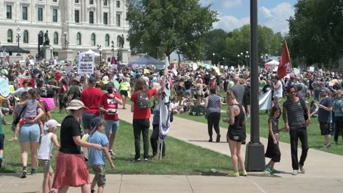 Thousands march and rally in support of legal abortion access in Minnesota Video stock 201952195