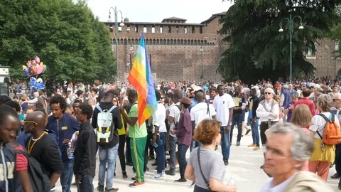 Thousands of people take part to demonstration close to Castello Sforzesco in Mi 스톡 동영상 76081897