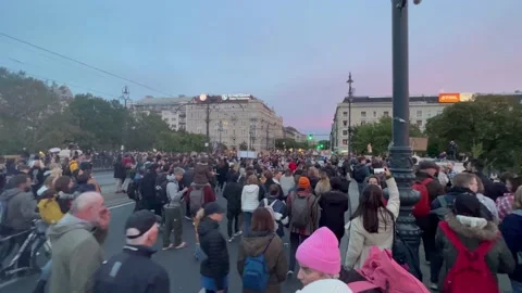 Thousands protest in Hungary in solidarity with teachers Stock Footage 217815334