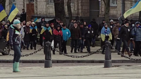  Thousands of protesters on the Maidan during the Revolution of Dignity Vidéo 240927257