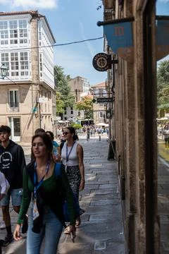 Thousands of young pilgrims dance in arrive in Santiago Stock Photos
