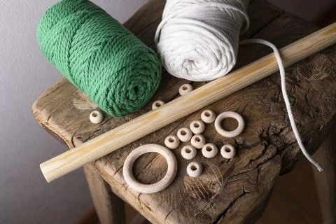 Threads and beads for macrame Foto stock