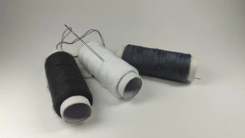 Threads and needles. Sewing clothes. Foto stock