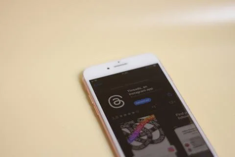 Threads app Stock Photos