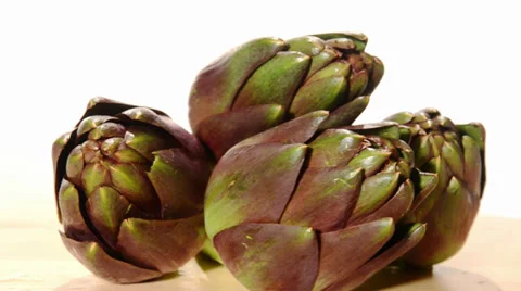 Three artichokes Video stock 32269920