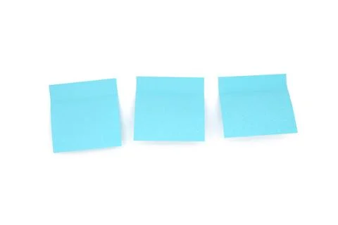 Three blue blank sticky notes on white background. Front view Stockfoto's