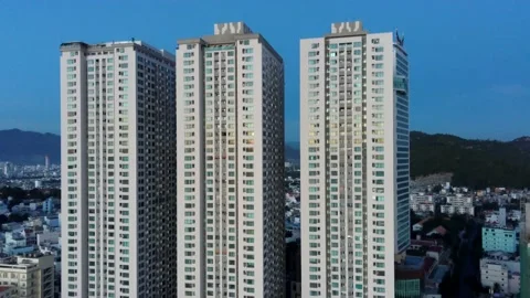Three buildings 動画素材 162979439